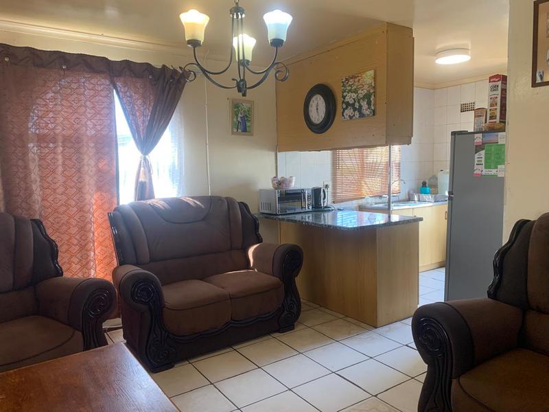 3 Bedroom Property for Sale in Silwood Heights Western Cape